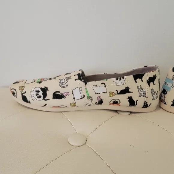 Toms Classic Halloween Black Cat Belmont Womens Slip On Flats Shoes Size 8 NWT - Picture 9 of 12